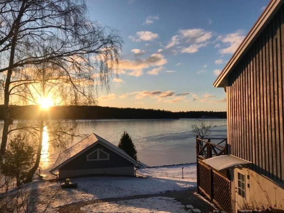 Sjoestuga/Gaesthus I Skaergarden. Åkersberga Kültér fotó