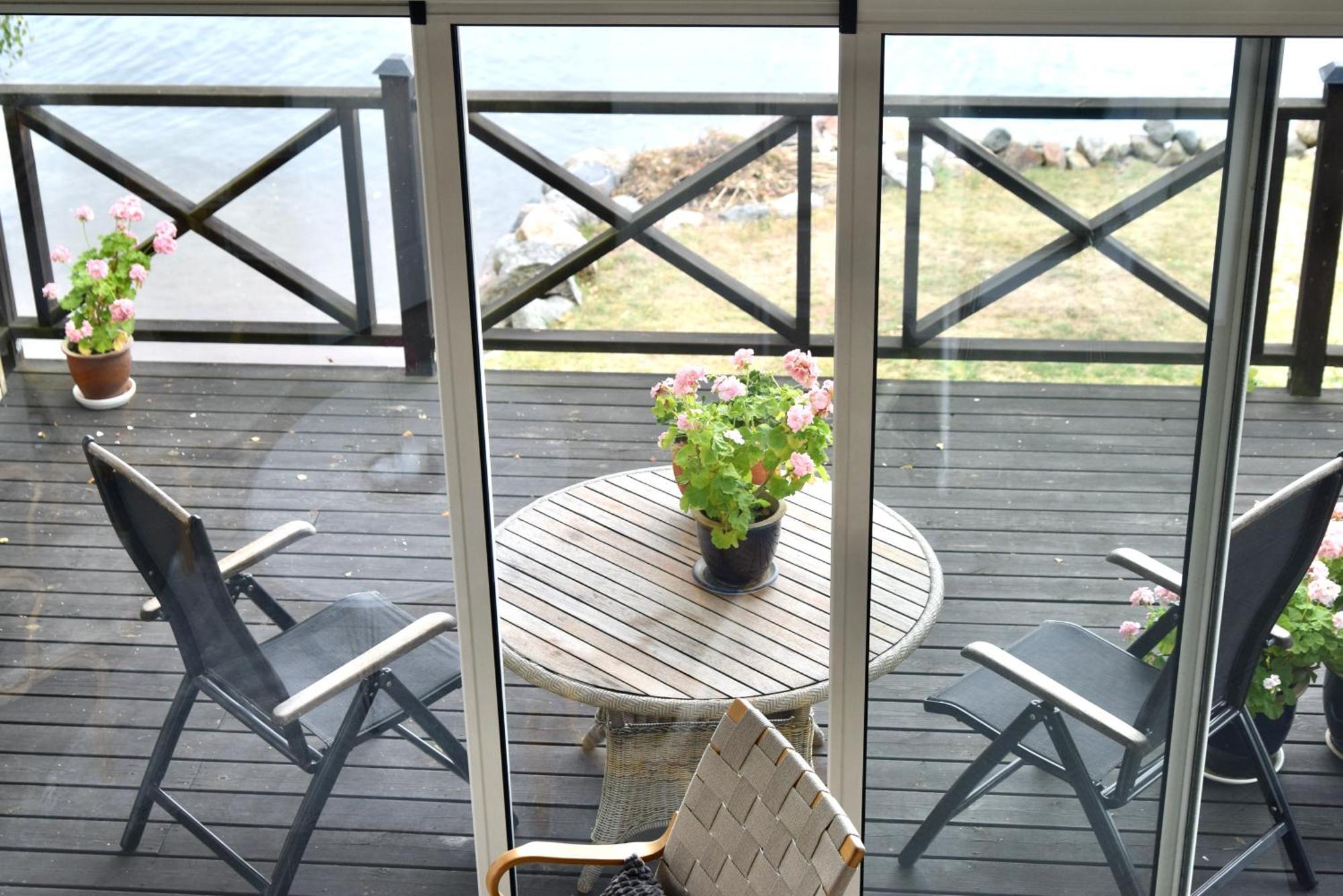 Sjoestuga/Gaesthus I Skaergarden. Åkersberga Kültér fotó